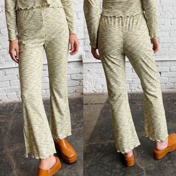 Lisa Says Gah Josie Pant Honeydew M Ribbed Space Dyed Split Flared Hem High Rise - Picture 3 of 15
